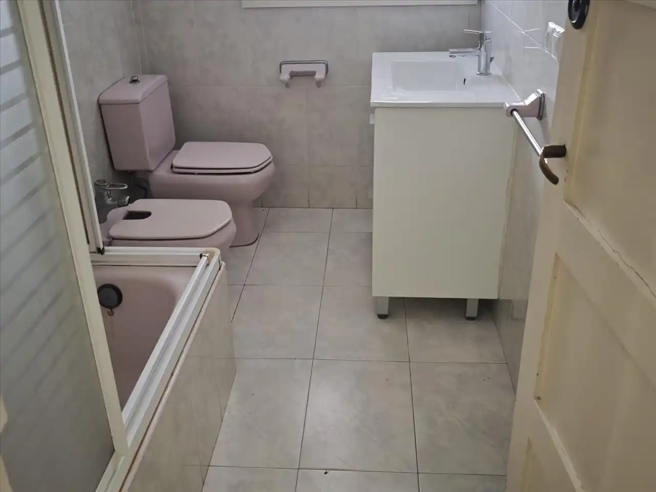 Baño de Piso en venta en Usurbil con Terraza y Balcón
