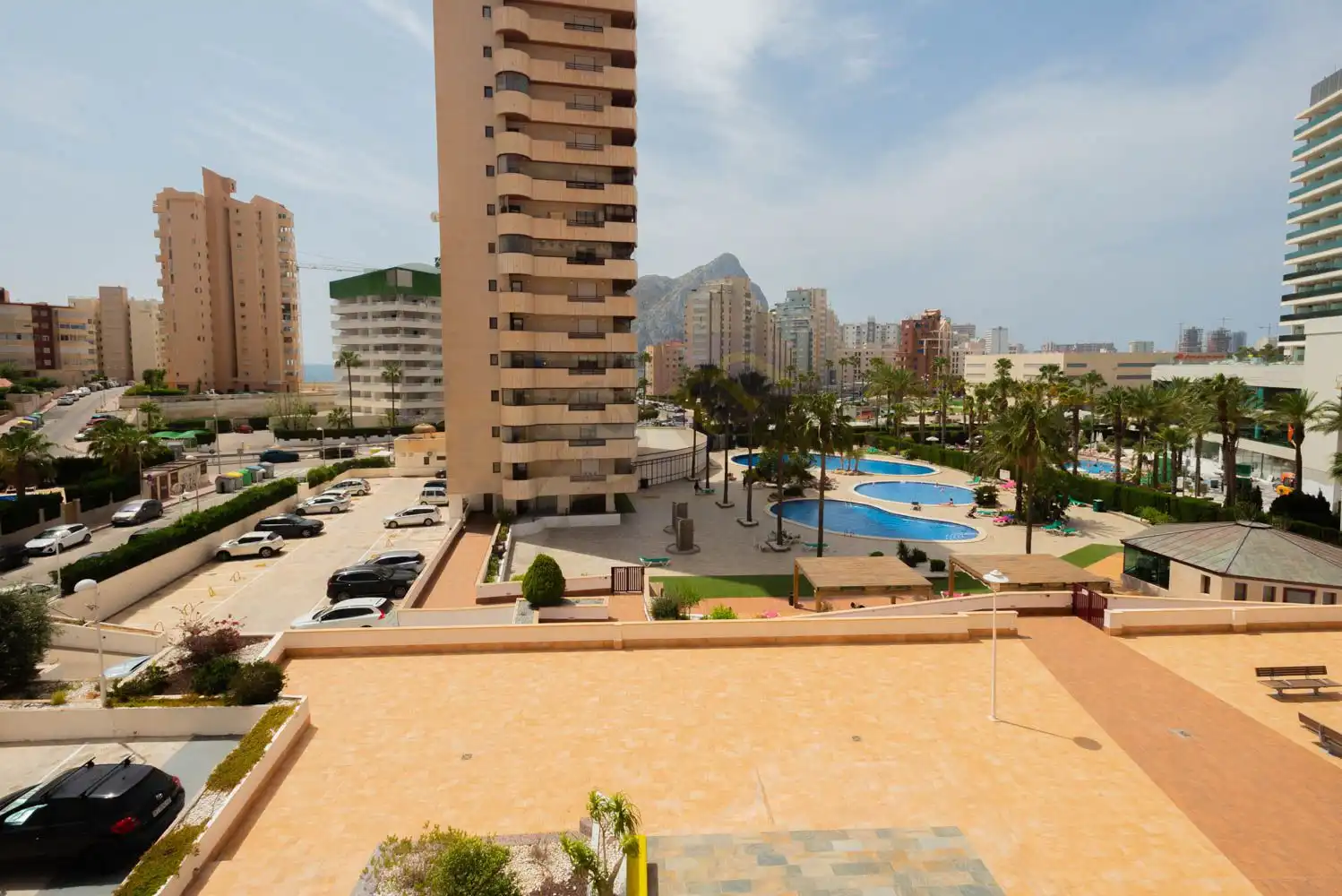 Vista exterior de Apartamento en venta en Calpe / Calp con Terraza, Amueblado y Piscina comunitaria