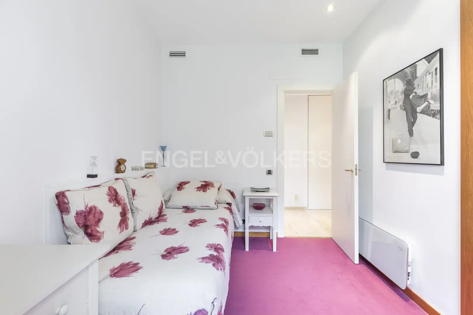 Habitación de Casa o chalet en venta en Barcelona con Aire acondicionado, Calefacción y Jardín privado