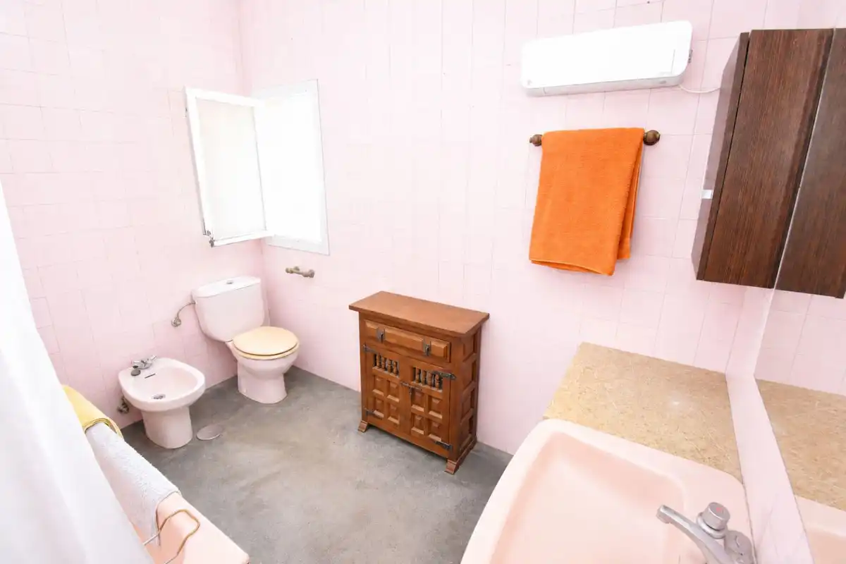 Bany de Casa o xalet en venda en Marbella amb Jardí privat, Terrassa i Jacuzzi