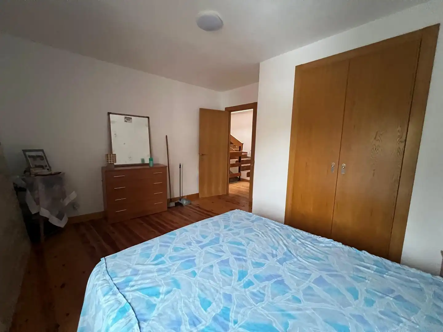 Habitación de Finca rústica en venta en Santibáñez del Val con Jardín privado, Parquet y Terraza