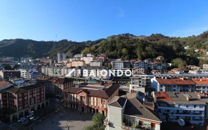 Exterior view of Flat for sale in Eibar  with Balcony