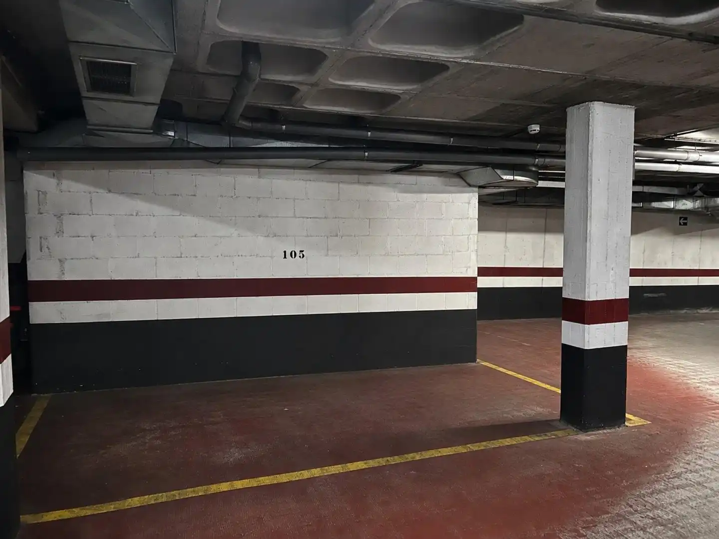 Aparcament de Dúplex en venda en A Coruña Capital  amb Aire condicionat, Calefacció i Piscina comunitària