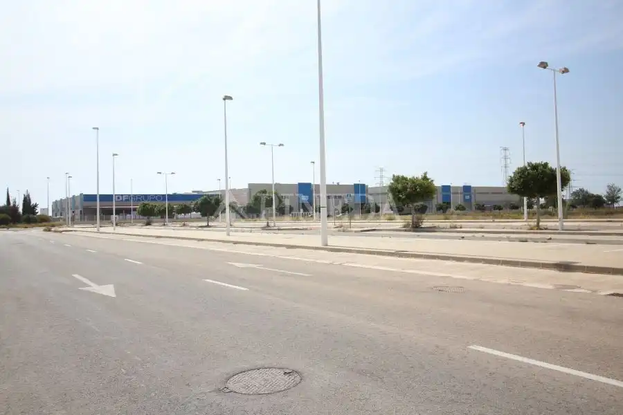 Vista exterior de Terreny industrial en venda en Sagunto / Sagunt