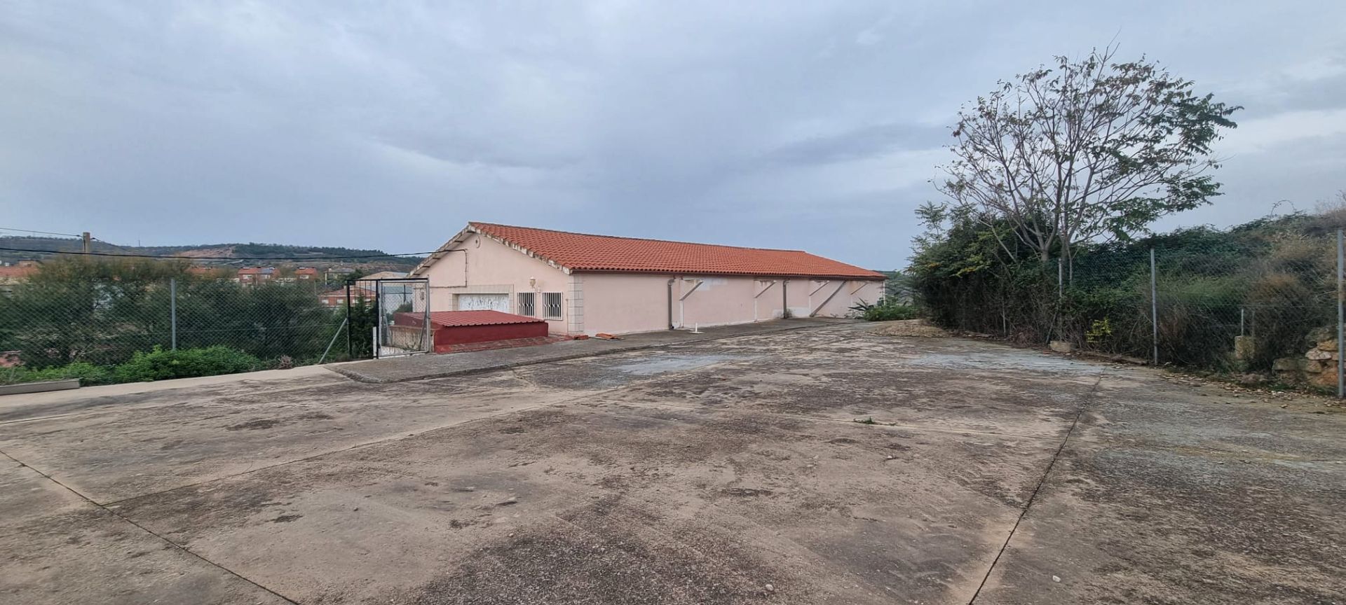 Exterior view of Industrial buildings for sale in El Villar de Arnedo  with Heating and Alarm