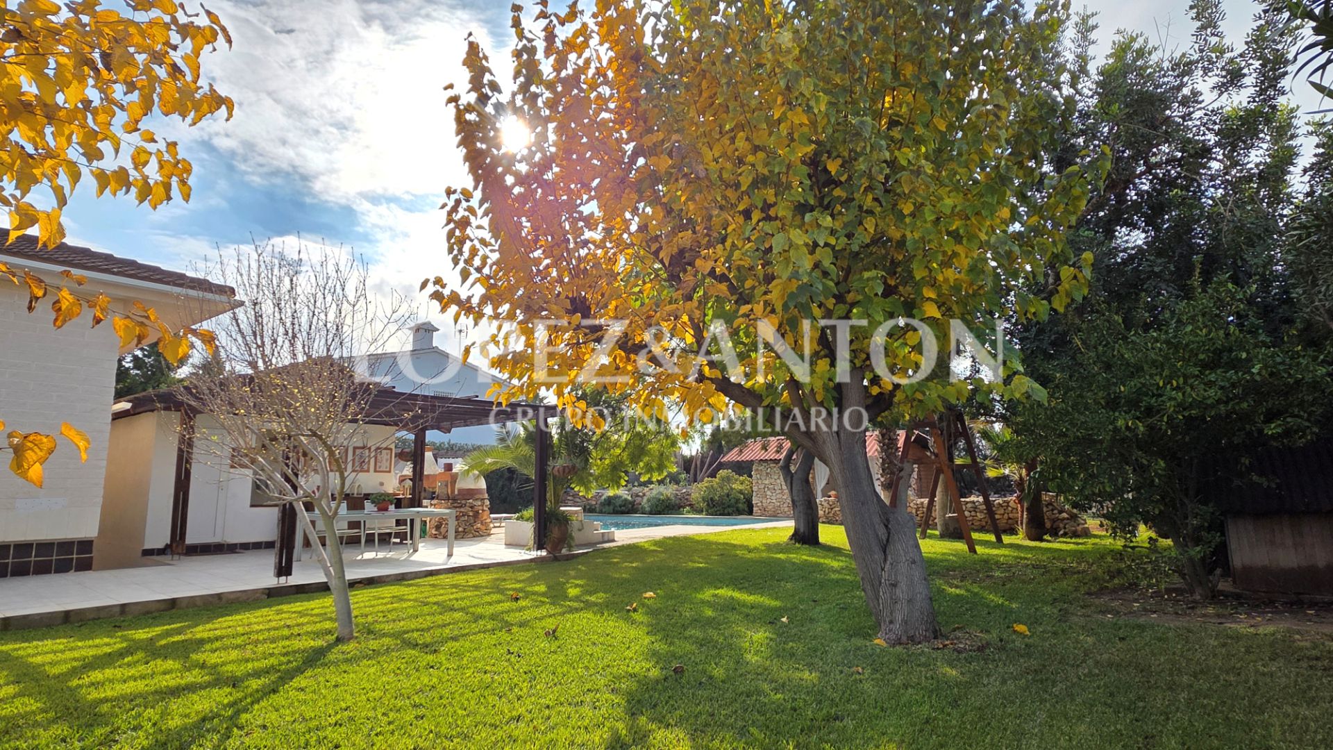 Garden of House or chalet for sale in L'Eliana  with Air Conditioner, Private garden and Terrace