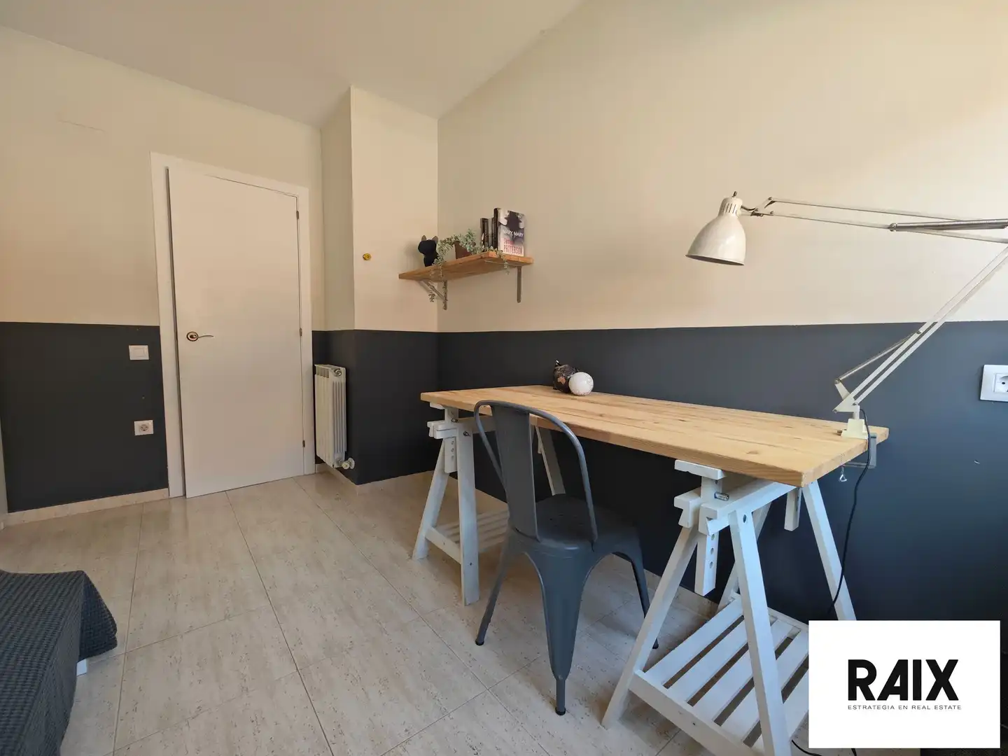 Casa adosada en venta en Carrer Garbi, Viladecavalls