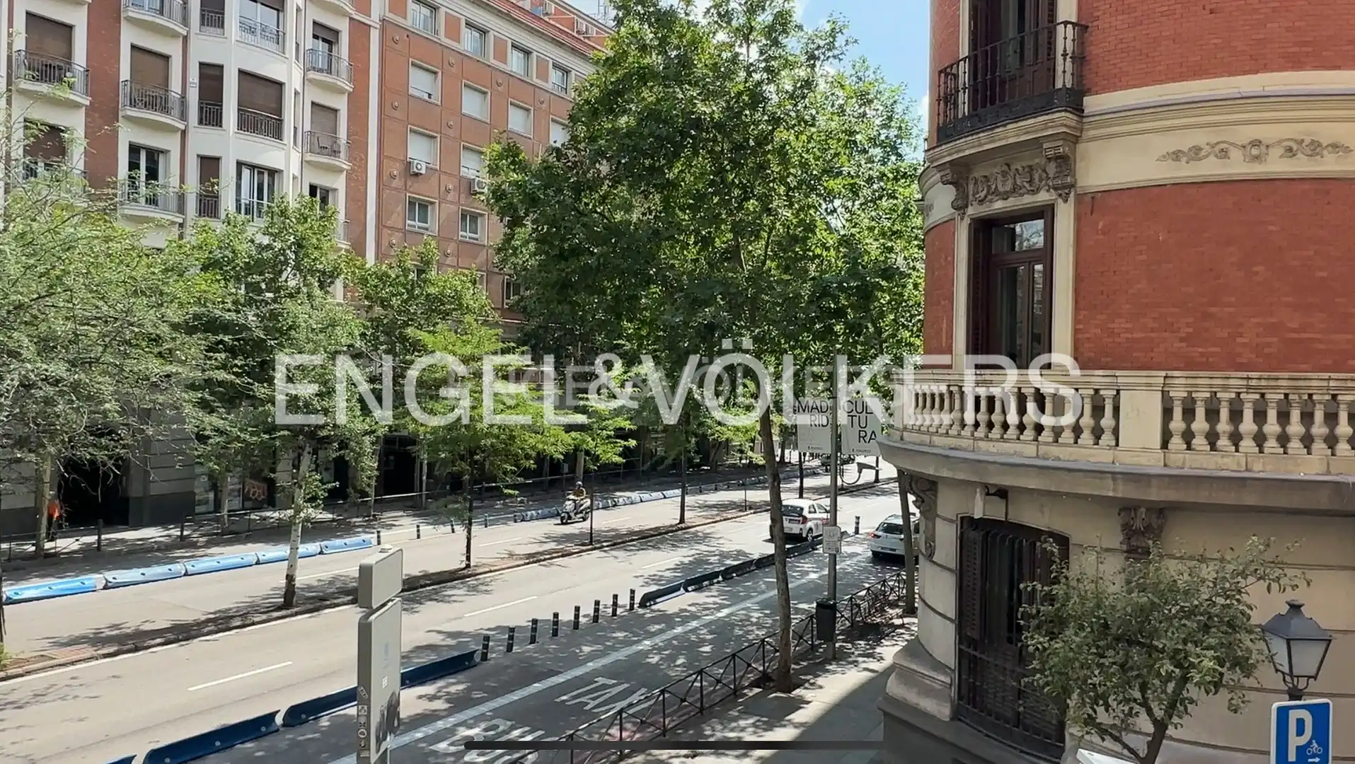 Exterior view of Flat for rent in Madrid  with Air Conditioner, Heating and Furnished