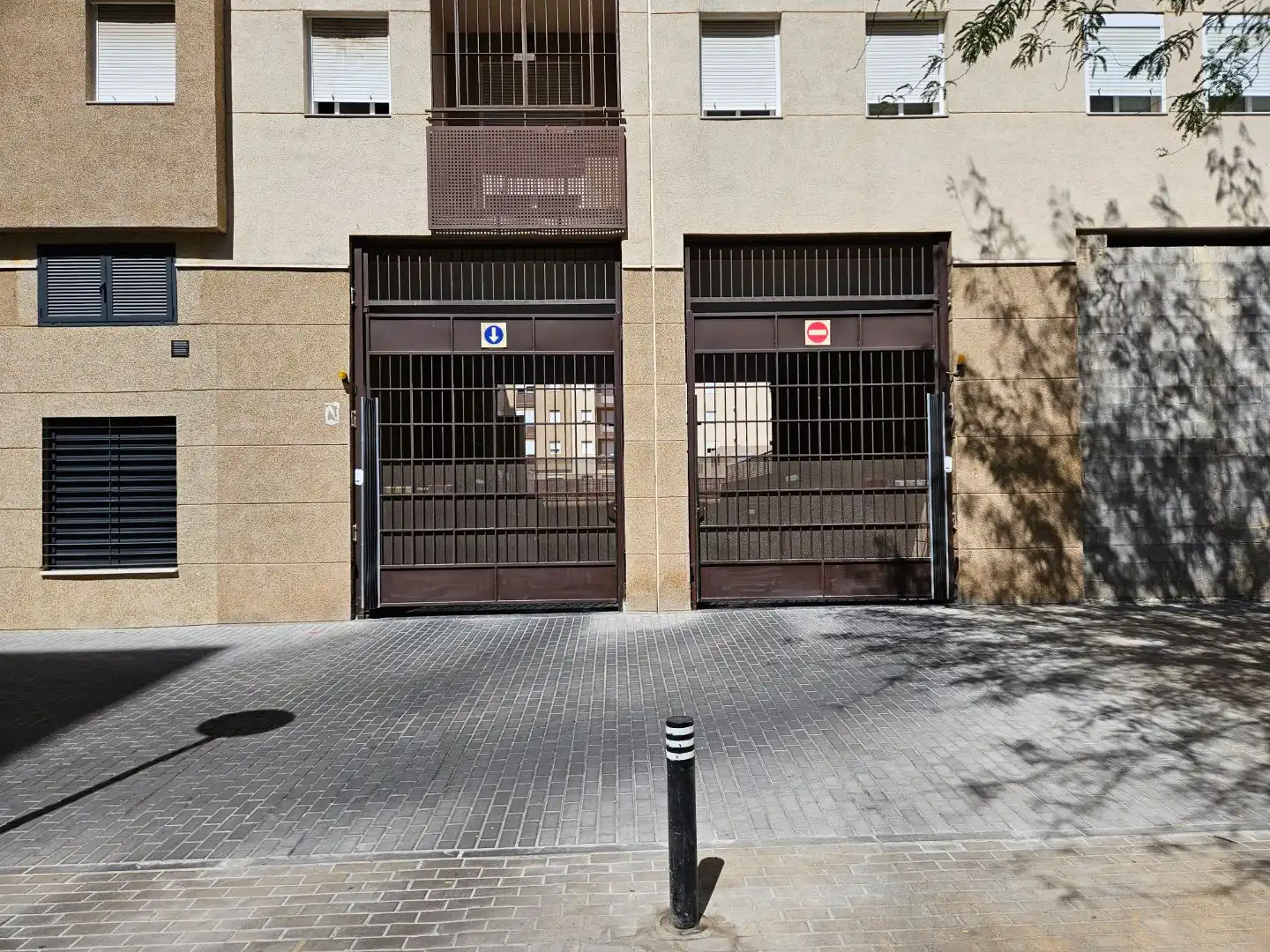Parking of Garage for rent in Sevilla
