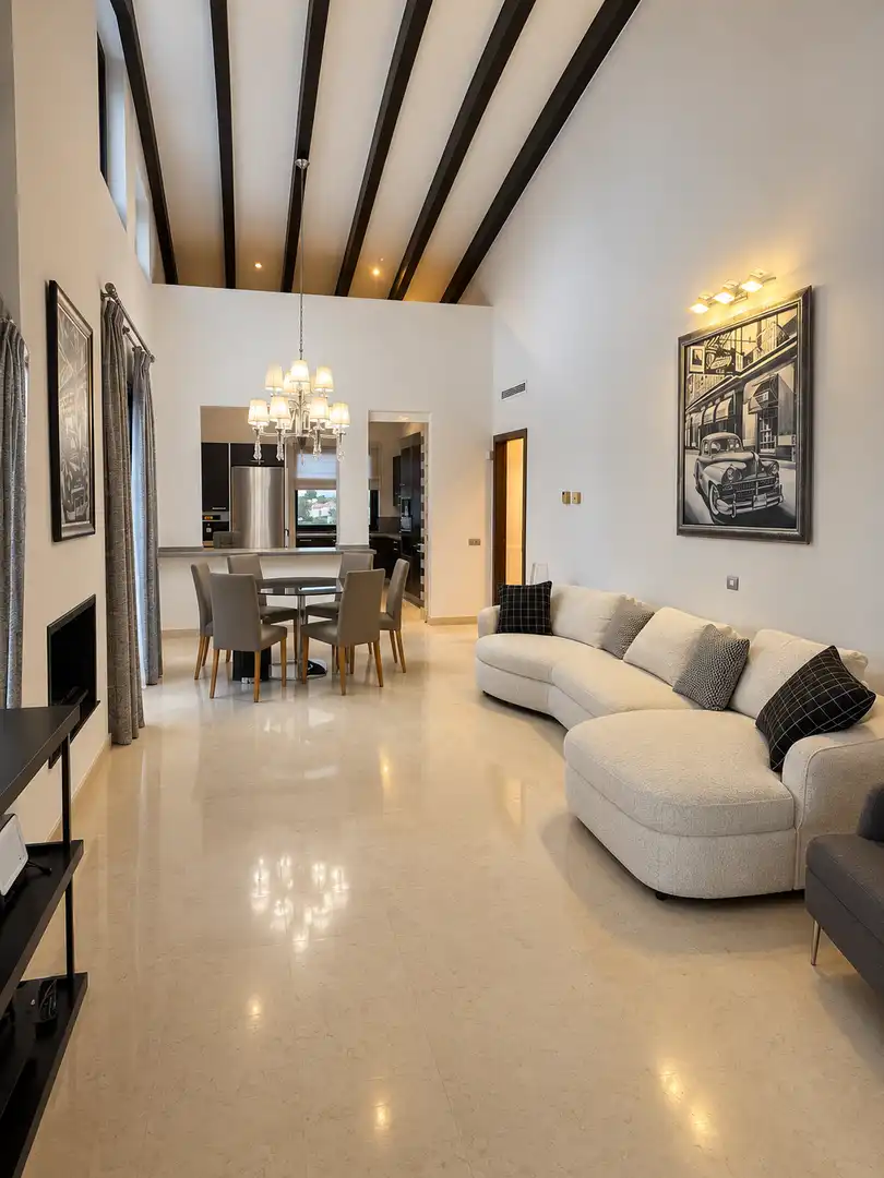 Penthouse mit Pool zur Miete in El Paraíso
