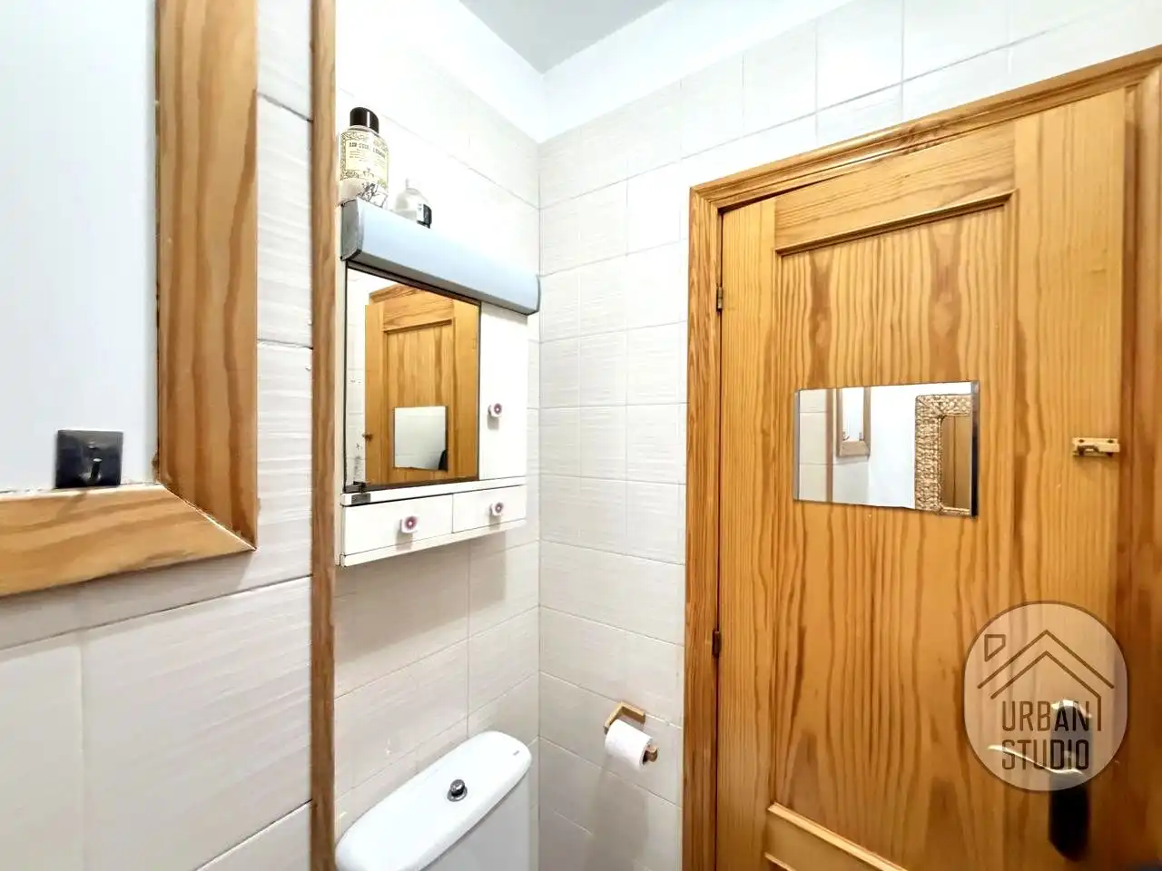Bathroom of Flat for sale in Alicante / Alacant  with Air Conditioner, Furnished and Balcony