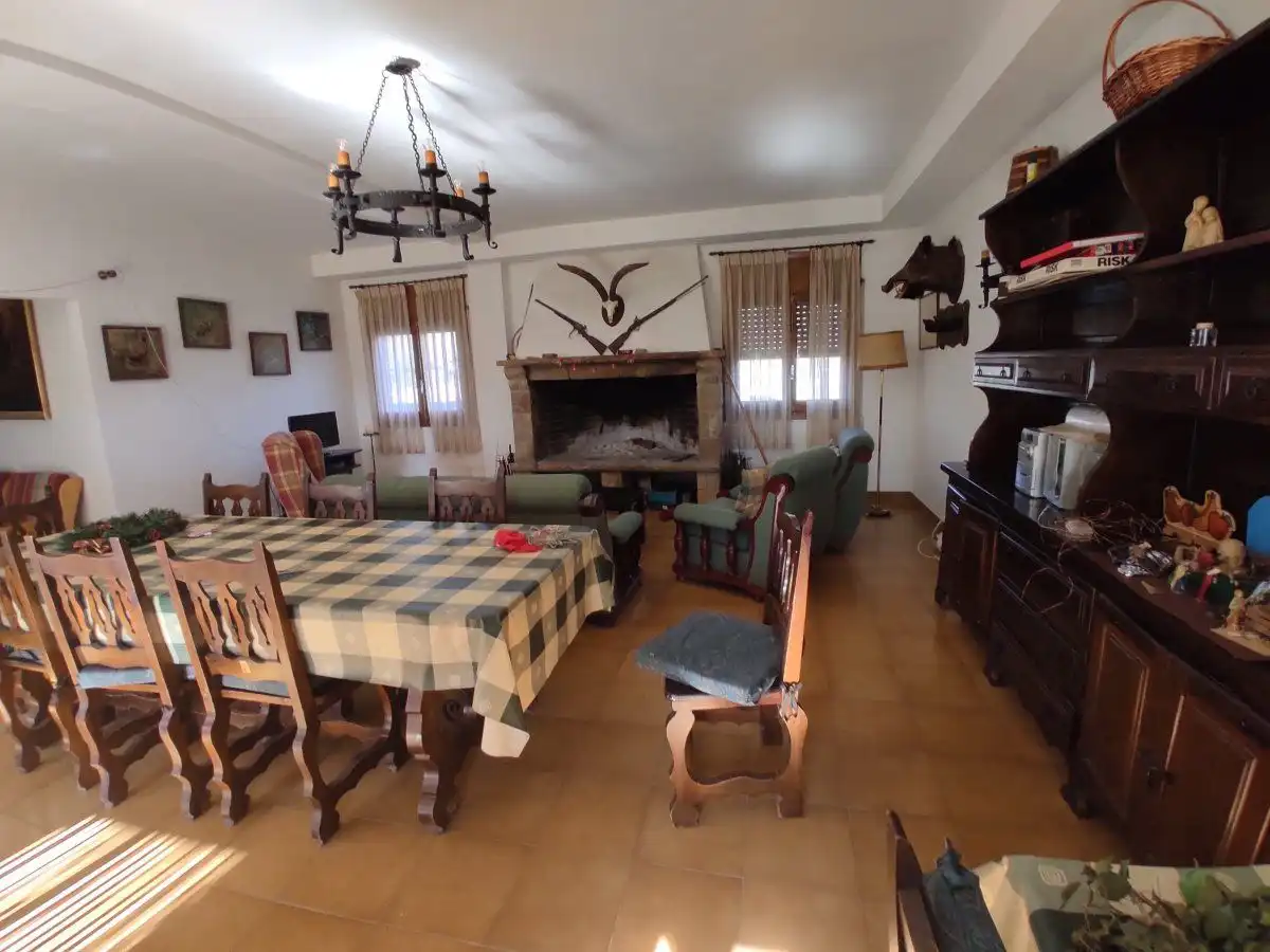 Sala de estar de Apartamento en venta en Bárcabo con Calefacción, Trastero y Piscina comunitaria