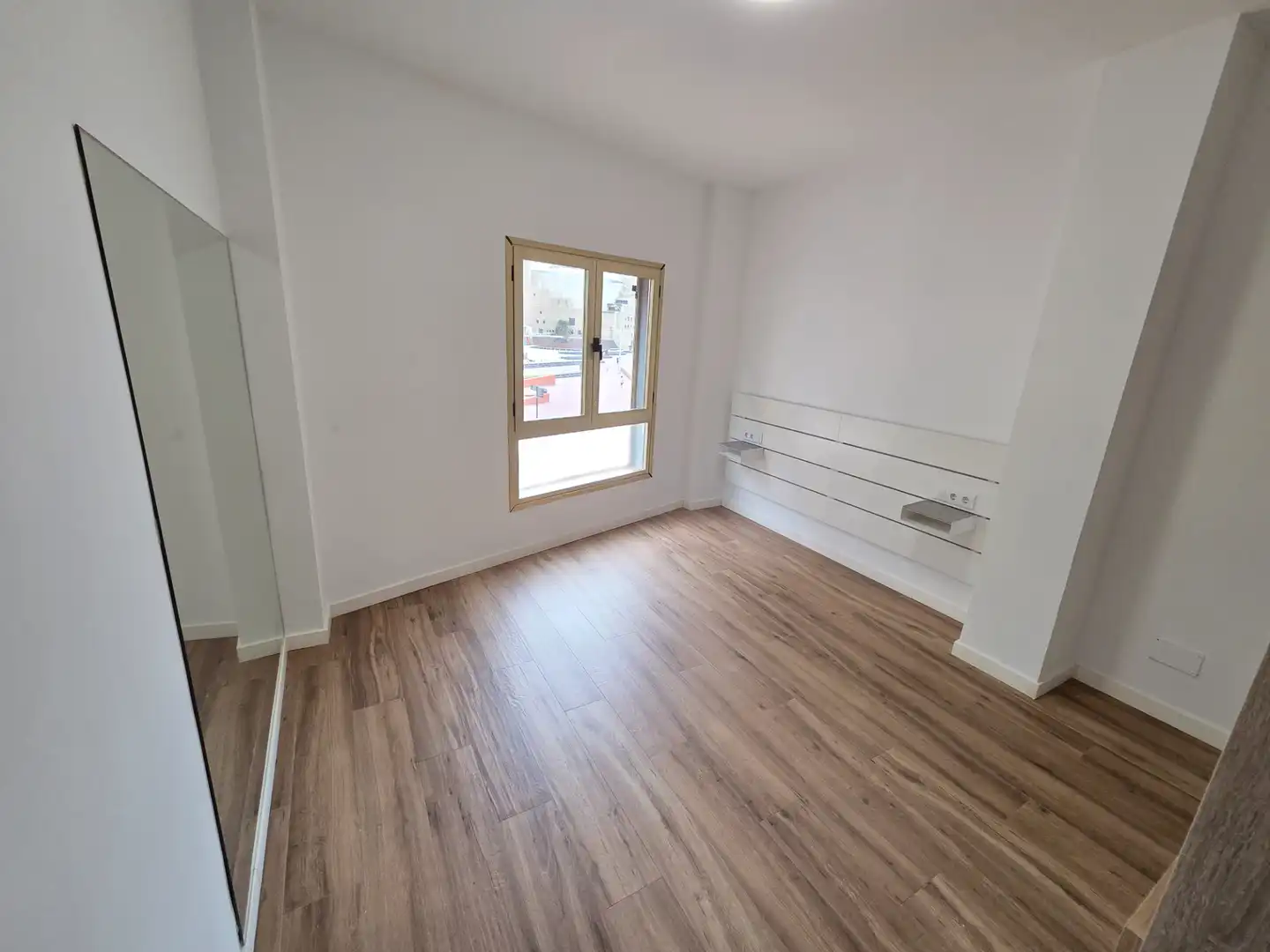 Bedroom of Flat for rent in Las Palmas de Gran Canaria  with Storage room, Furnished and Washing machine