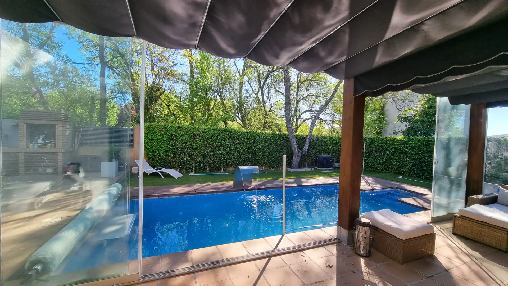 Swimming pool of Houses for sale in Moralzarzal  with Heating, Private garden and Storage room