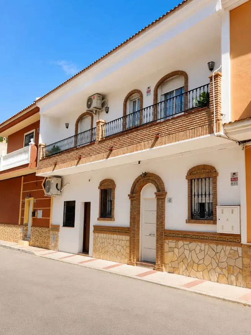 Vista exterior de Casa adosada en venta en Málaga con Aire acondicionado