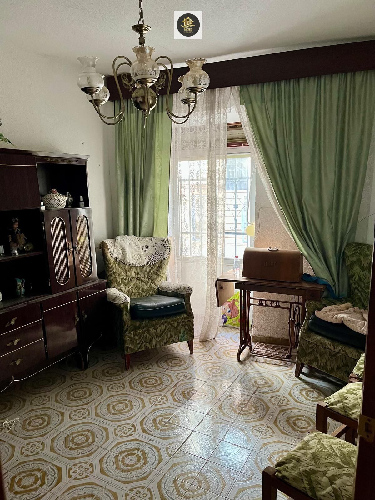 Sala d'estar de Casa o xalet en venda en  Jaén Capital amb Terrassa