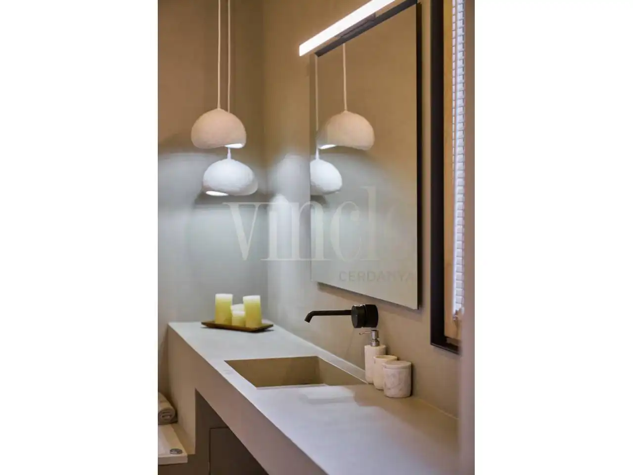 Baño de Casa o chalet en venta en Ger con Aire acondicionado, Calefacción y Jardín privado