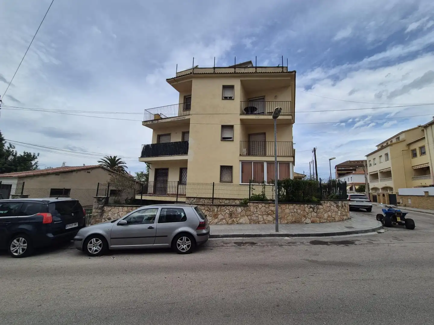 Vista exterior de Piso en venta en Torredembarra con Calefacción y Balcón