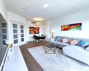 Living room of Flat to rent in  Madrid Capital  with Air Conditioner and Swimming Pool