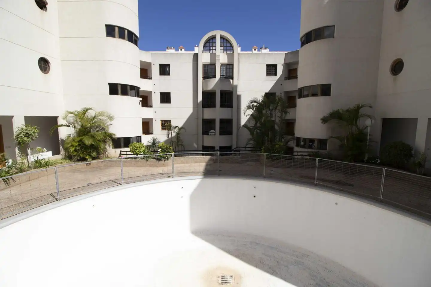 Swimming pool of Flat for sale in La Orotava