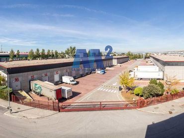 Industrial building to rent in de la Cañada