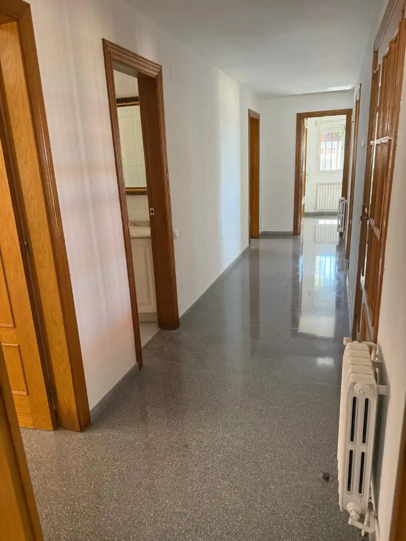 Haus oder Chalet zur Miete in Viladecans mit Klimaanlage, Heizung und Privatgarten