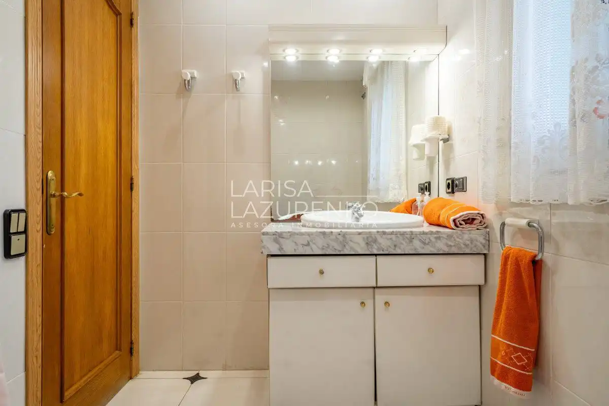 Bany de Casa o xalet en venda en Tarragona amb Aire condicionat, Calefacció i Jardí privat
