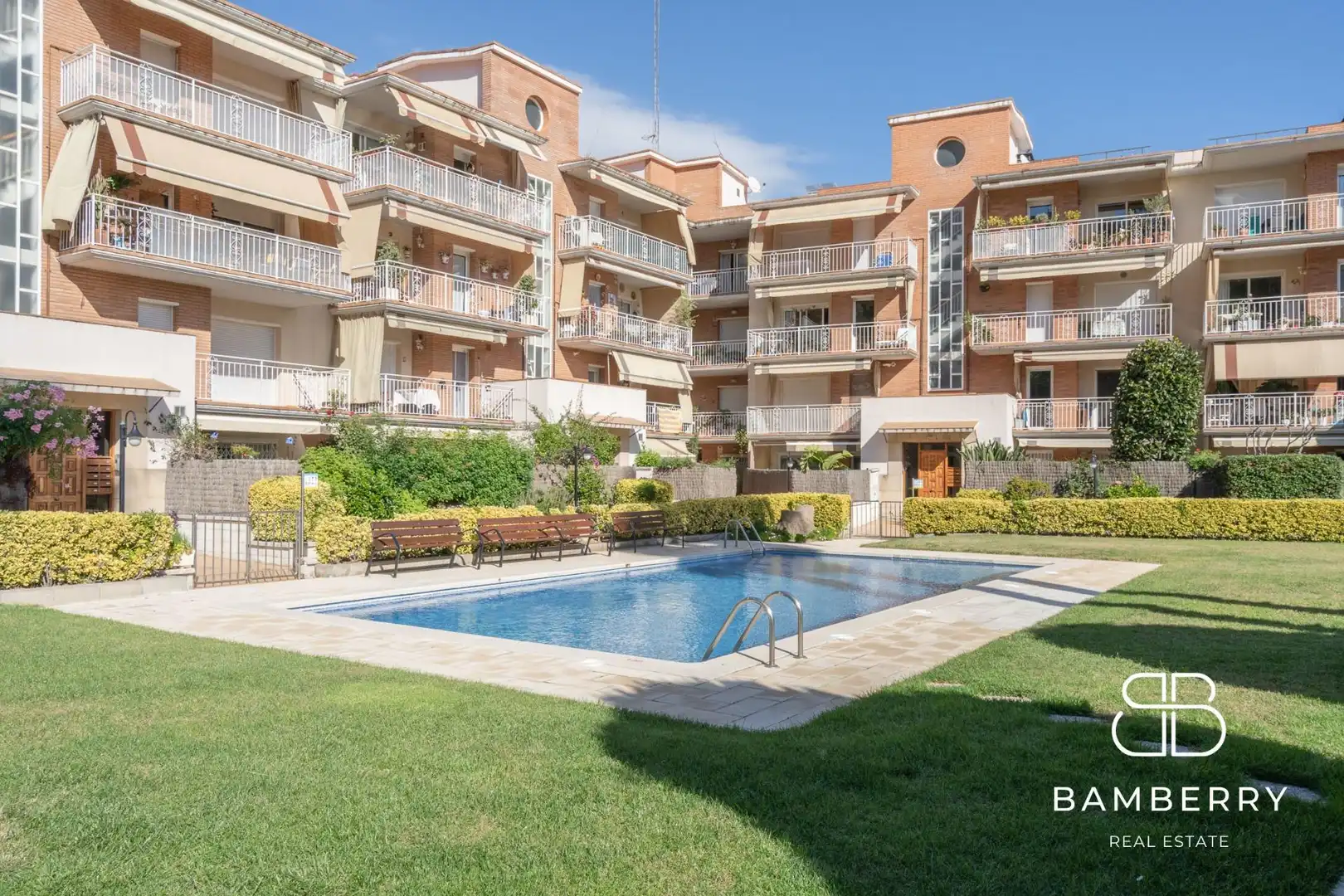 Piscina de Apartamento en venta en Sant Pol de Mar con Calefacción, Trastero y Piscina comunitaria