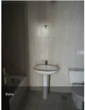 Bany de Pis en venda en Soba amb Calefacció