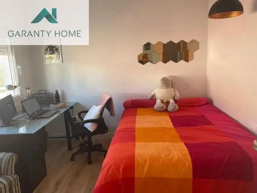 Habitación de Dúplex de alquiler en Málaga con Aire acondicionado, Terraza y Amueblado