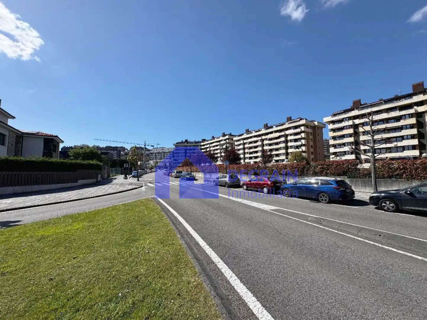 Vista exterior de Residencial en venta en Oviedo 