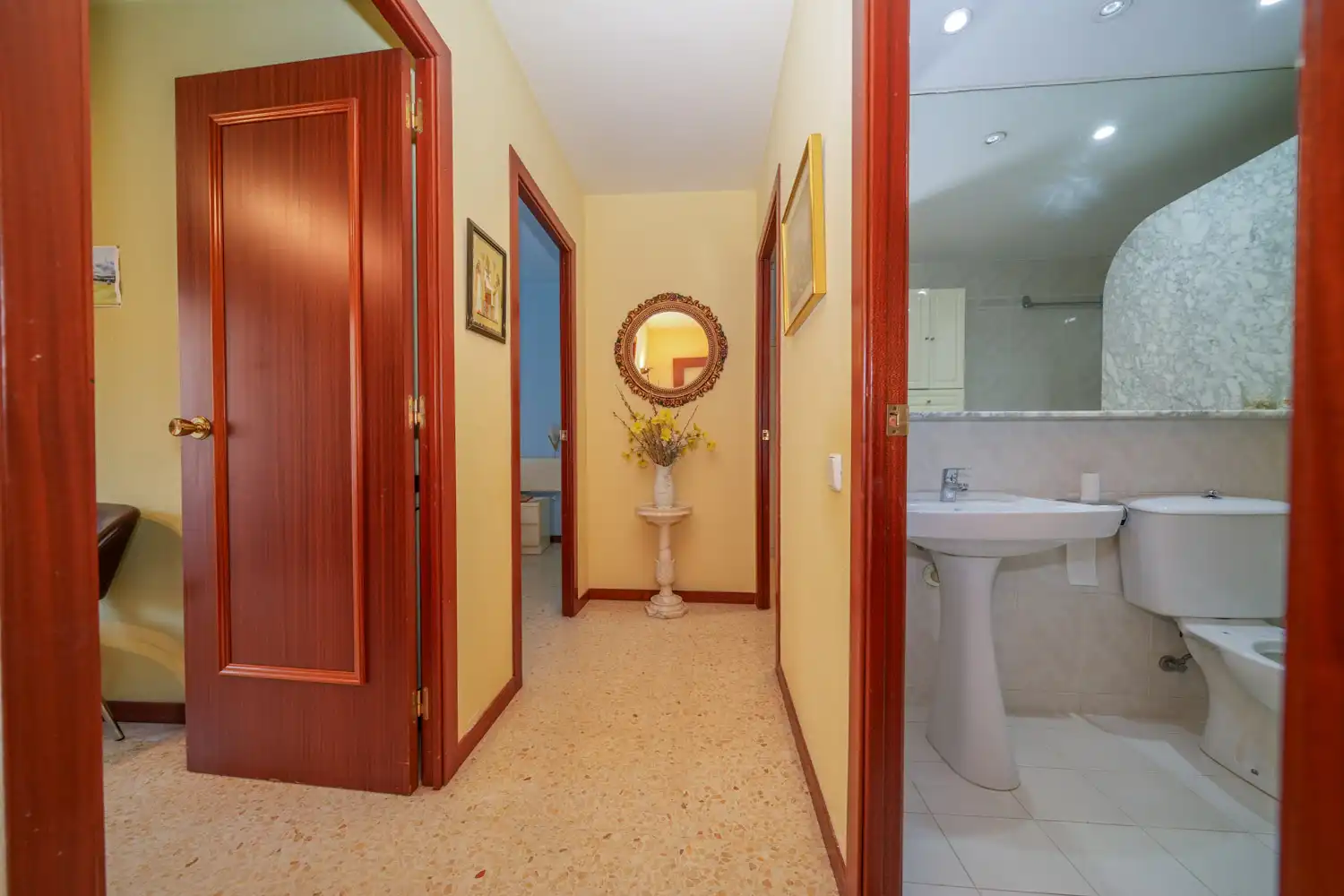 Piso en venta en Girona con Calefacción, Parquet y Terraza