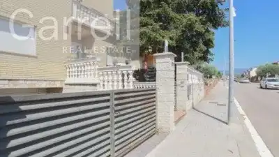 Vista exterior de Casa o chalet en venta en Llinars del Vallès