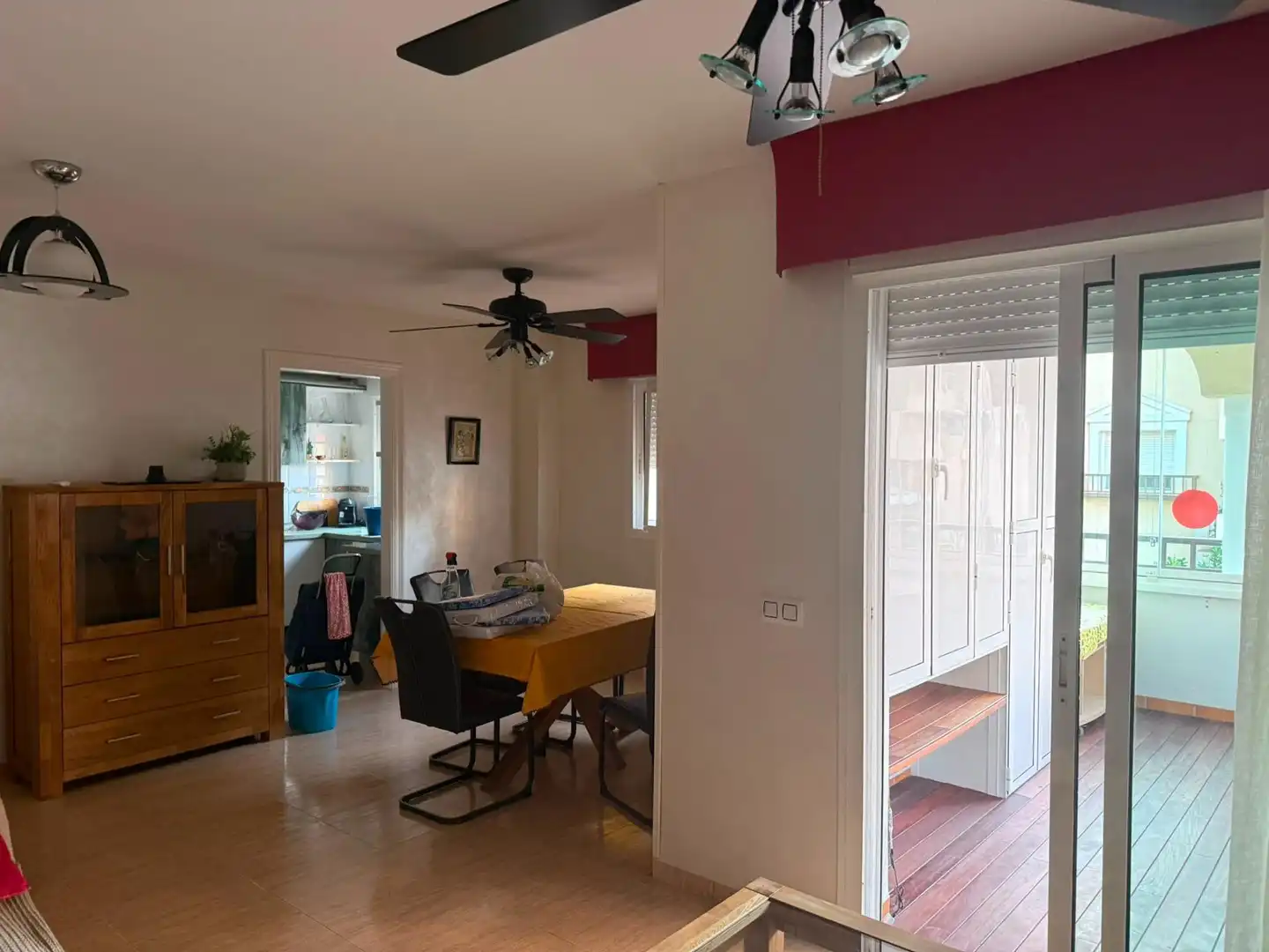 Comedor de Apartamento de alquiler en El Ejido con Aire acondicionado y Amueblado