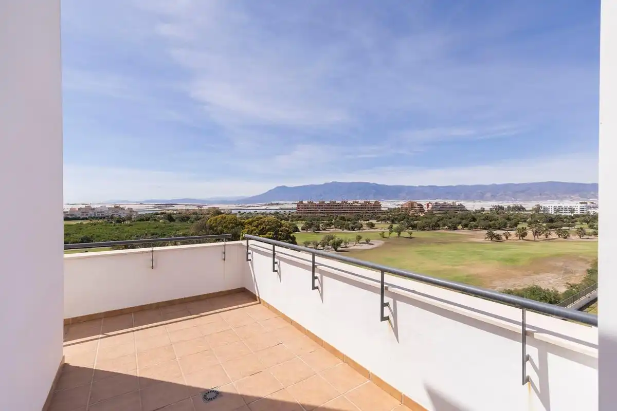 Terrassa de Àtic en venda en Roquetas de Mar amb Aire condicionat, Jardí privat i Terrassa