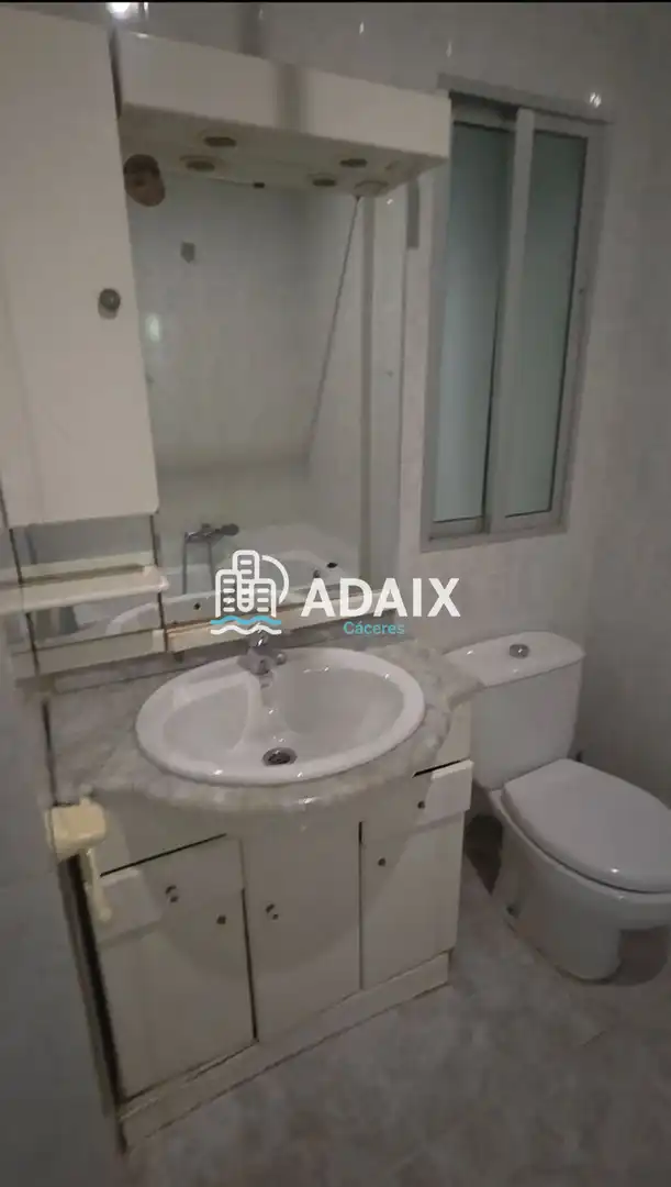 Baño de Piso en venta en Cáceres