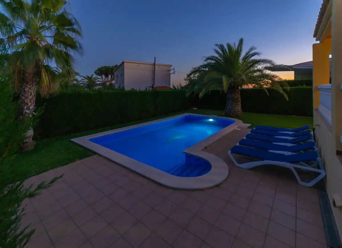 Piscina de Casa o xalet en venda en L'Ametlla de Mar  amb Aire condicionat, Calefacció i Jardí privat