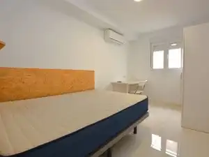 Bedroom of Buildings for sale in Sevilla
