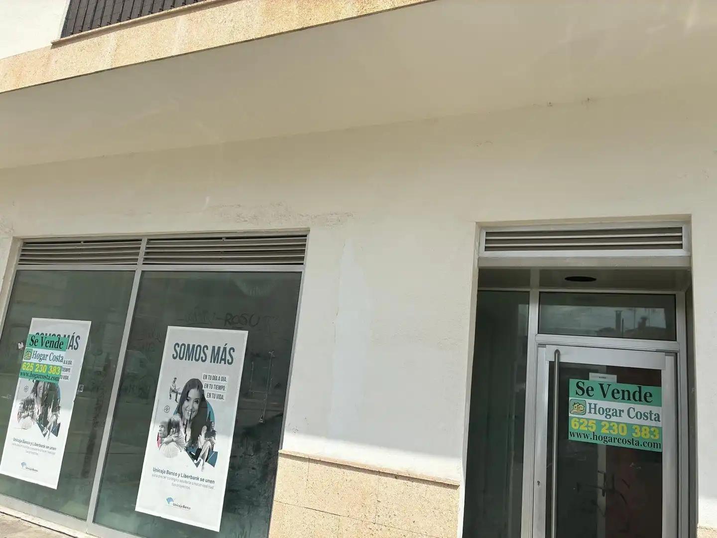 Commercial properties for sale in Dénia  with Air Conditioner