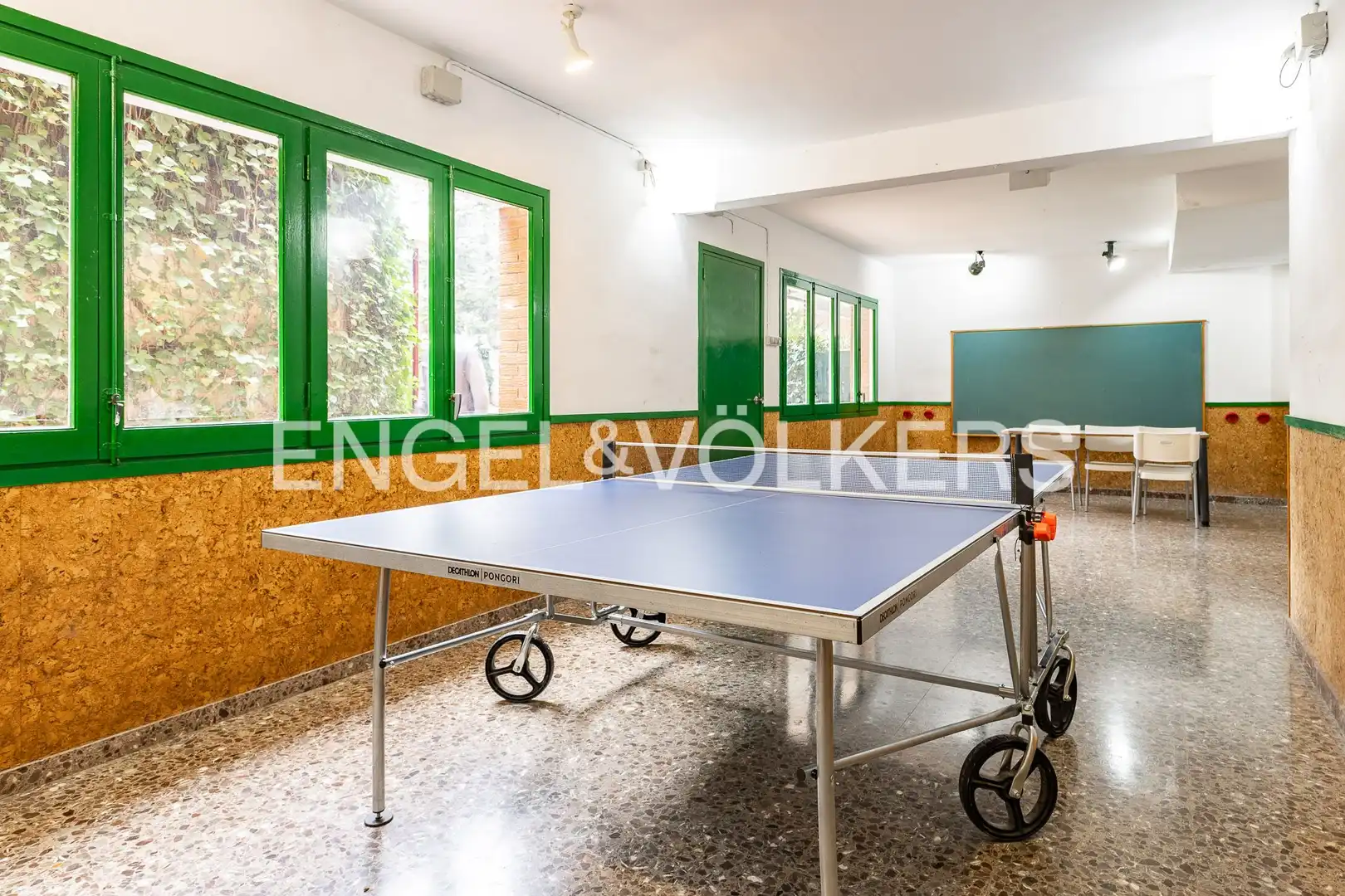 Piso en venta en Sant Cugat del Vallès con Aire acondicionado, Calefacción y Jardín privado