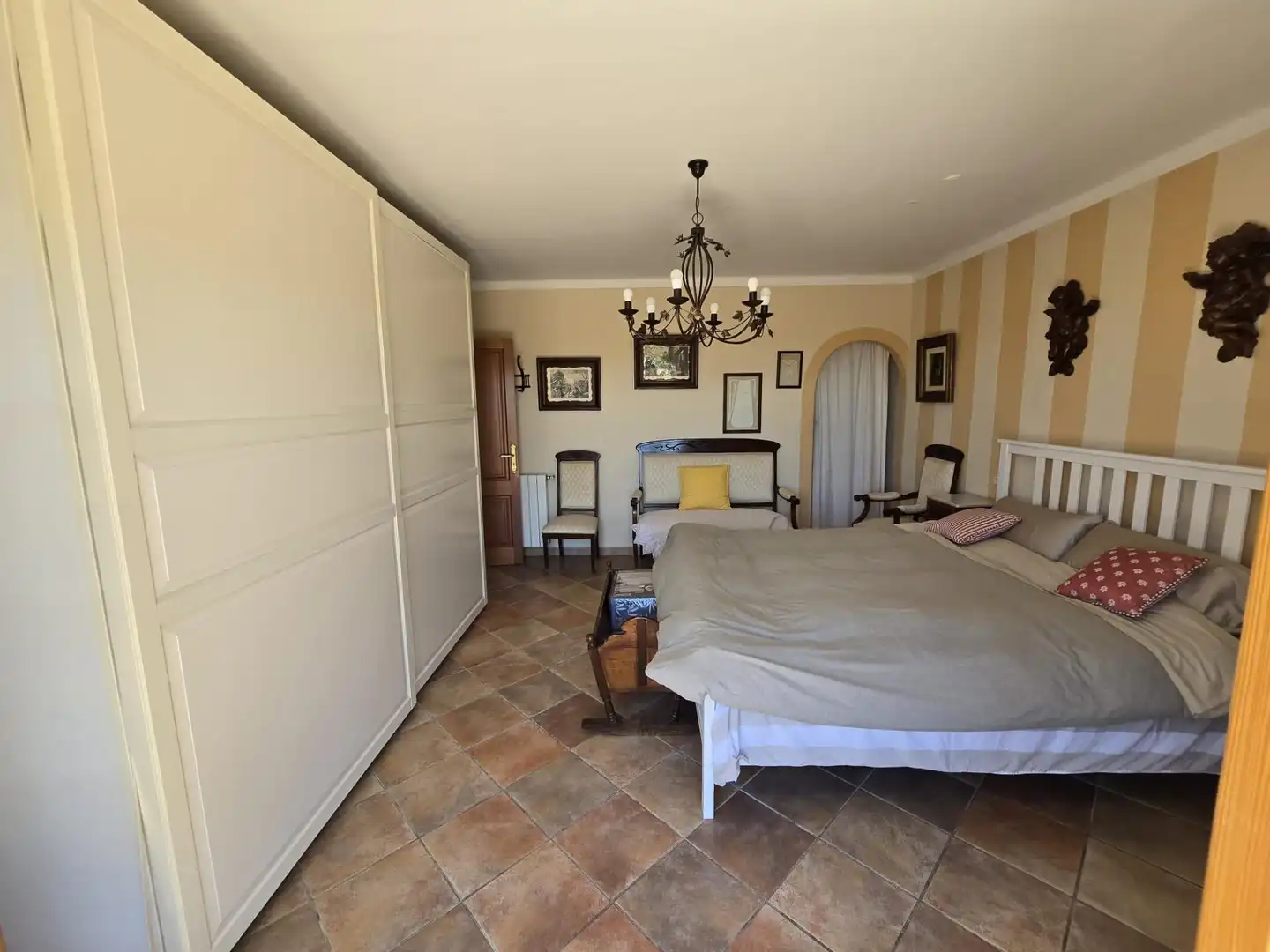 Schlafzimmer von Haus oder Chalet zum Verkauf in Campanet mit Klimaanlage, Heizung und Privatgarten