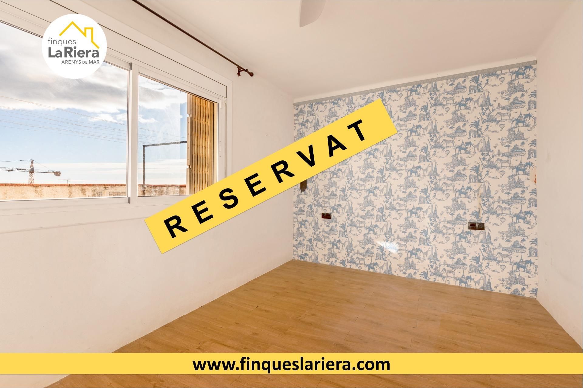 Dormitori de Pis en venda en Arenys de Mar amb Parquet