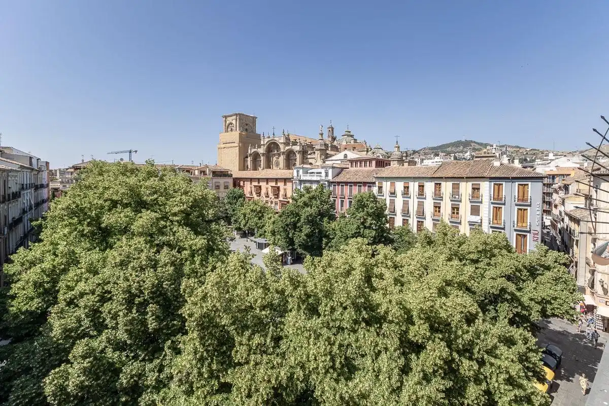 Vista exterior de Dúplex en venda en Granada amb Aire condicionat i Terrassa