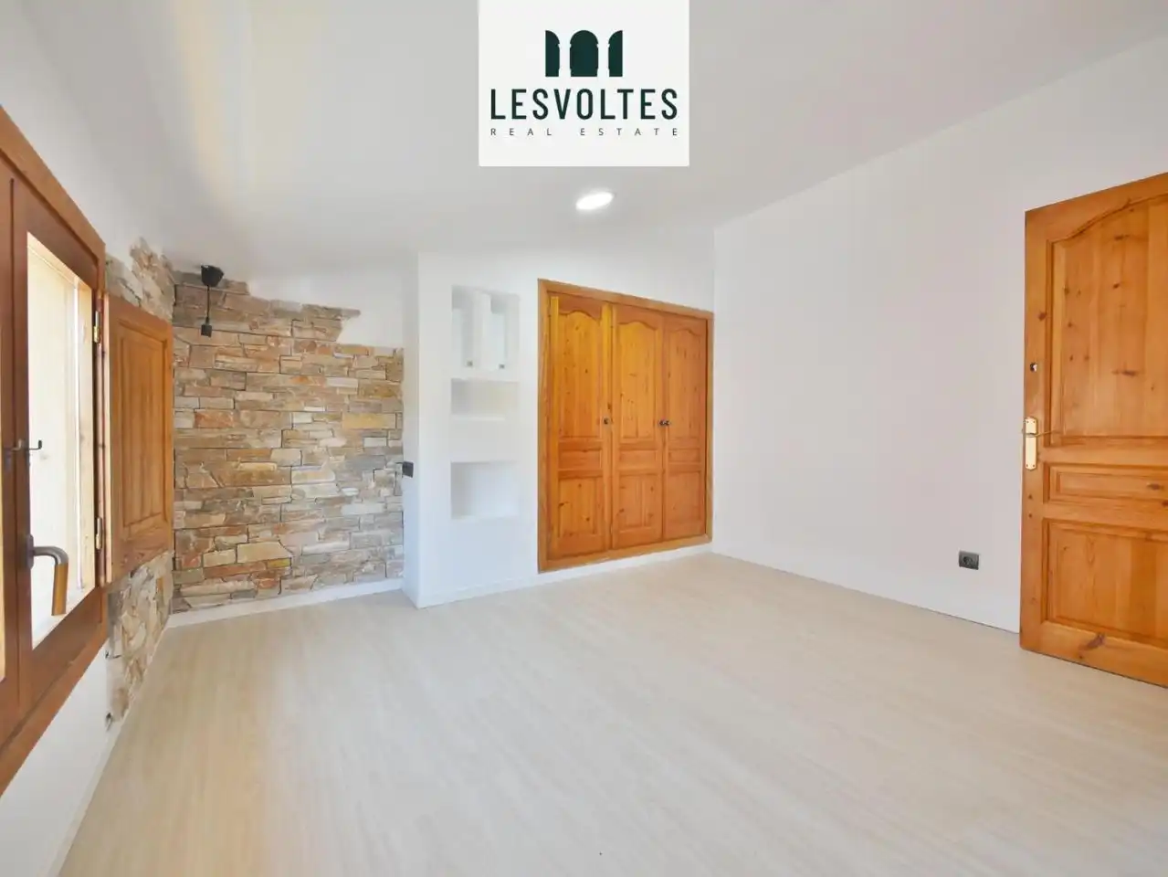 Habitación de Casa o chalet en venta en Mont-ras con Calefacción, Jardín privado y Terraza