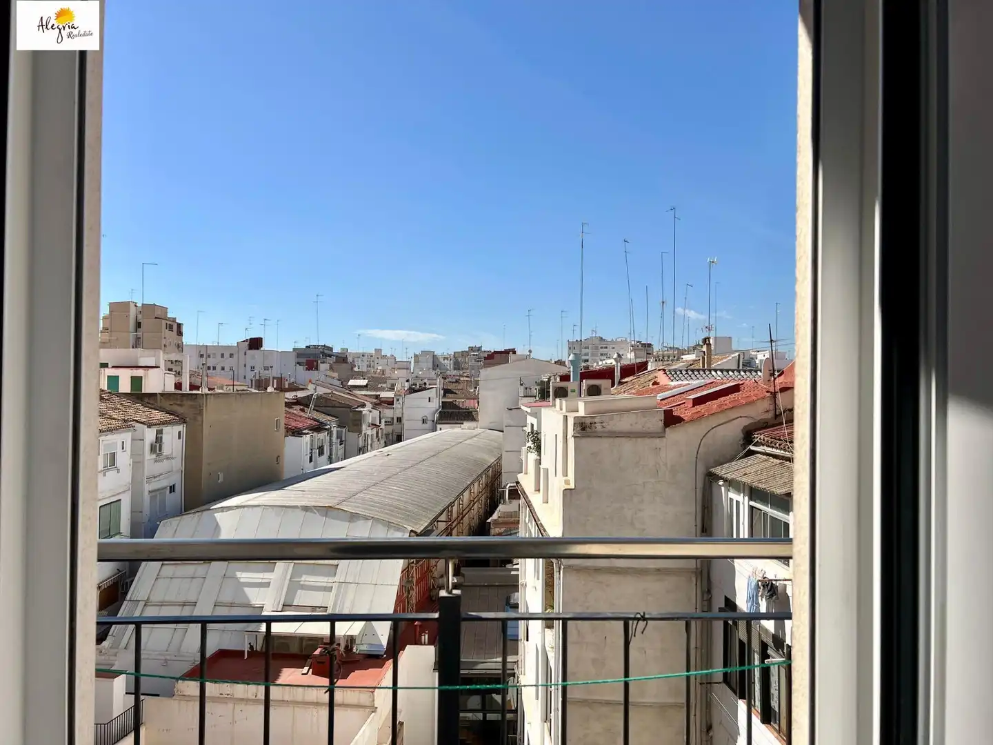 Außenansicht von Maisonette zum Verkauf in Valencia mit Klimaanlage, Heizung und Terrasse