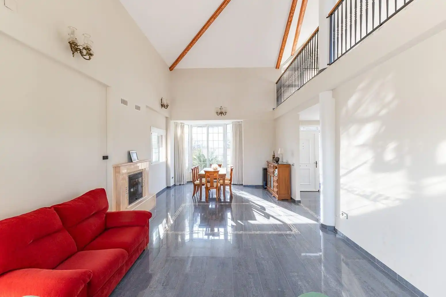 Casa o chalet en venta en Chiva con Aire acondicionado, Terraza y Piscina