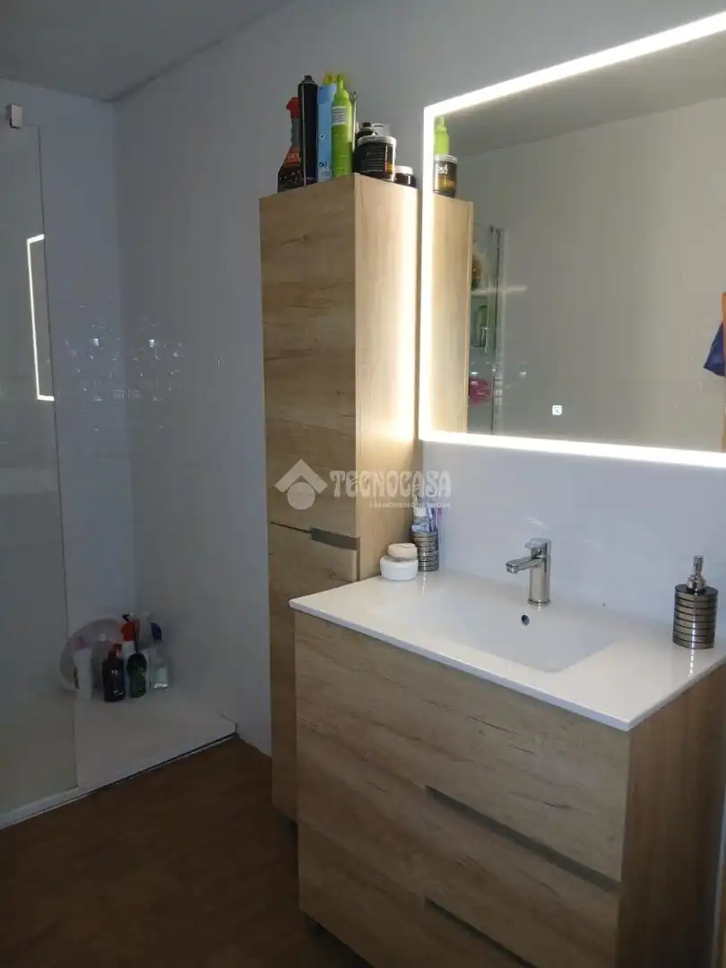 Baño de Dúplex en venta en Badajoz con Terraza