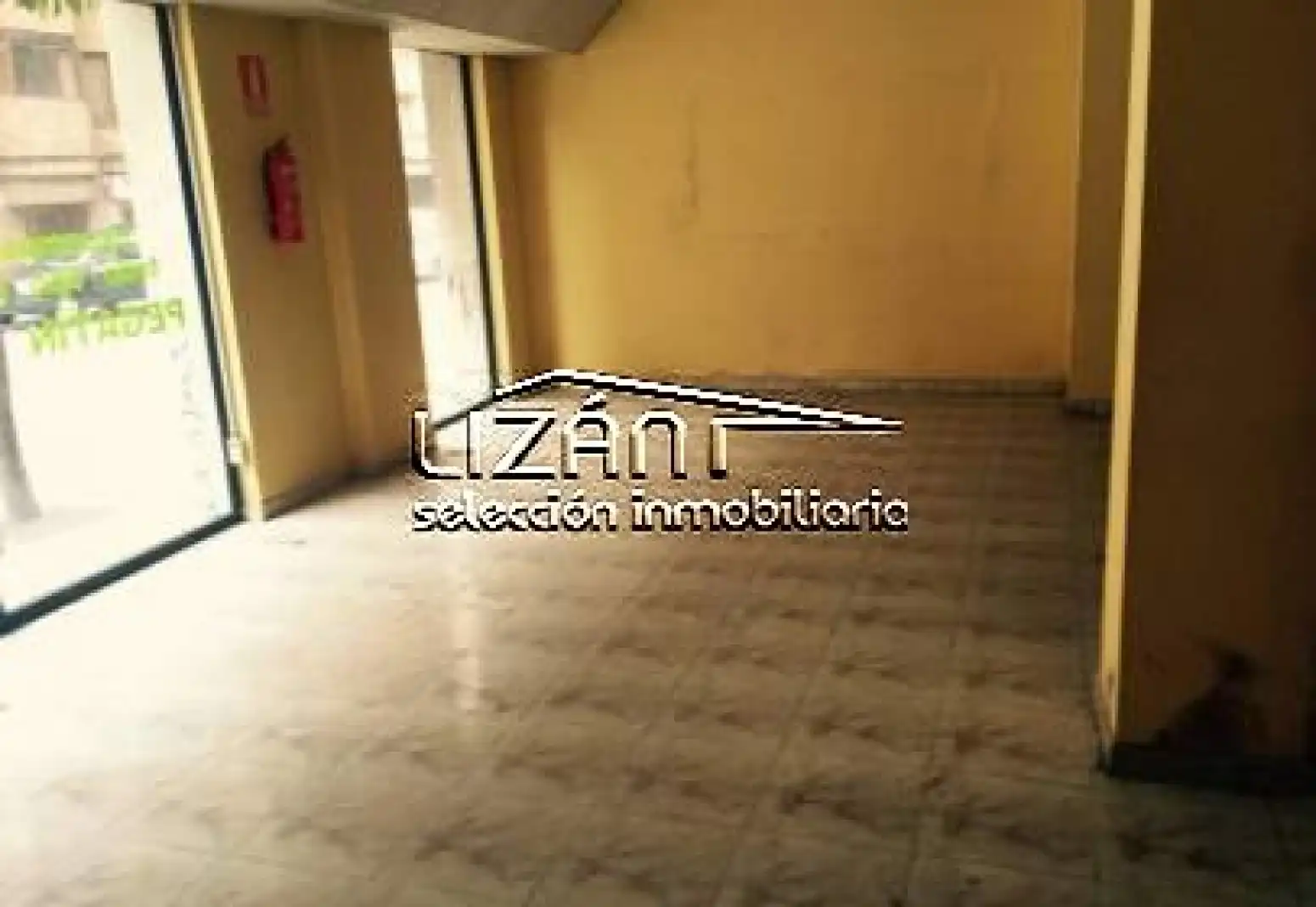 Business premises for sale in Oviedo - Calle fuertes acevedo, imagen 3