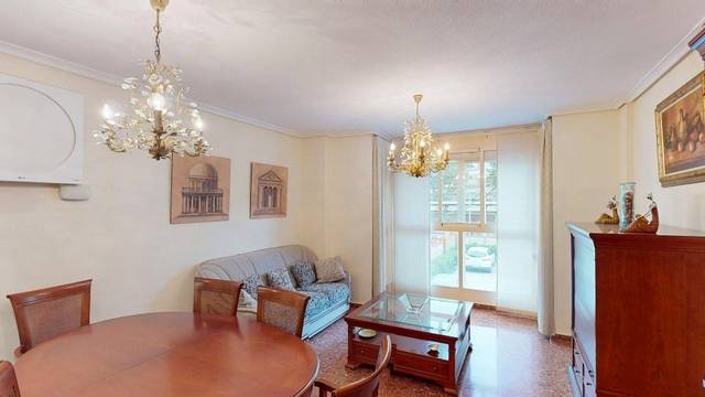 Piso en Venta en Calle Mariano Benlliure, 14 en Centro Ciudad