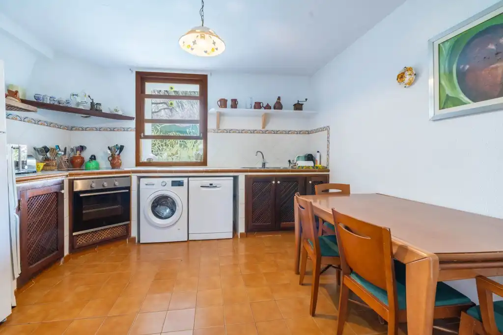 Cocina de Finca rústica en venta en Fornalutx con Jardín privado, Terraza y Trastero